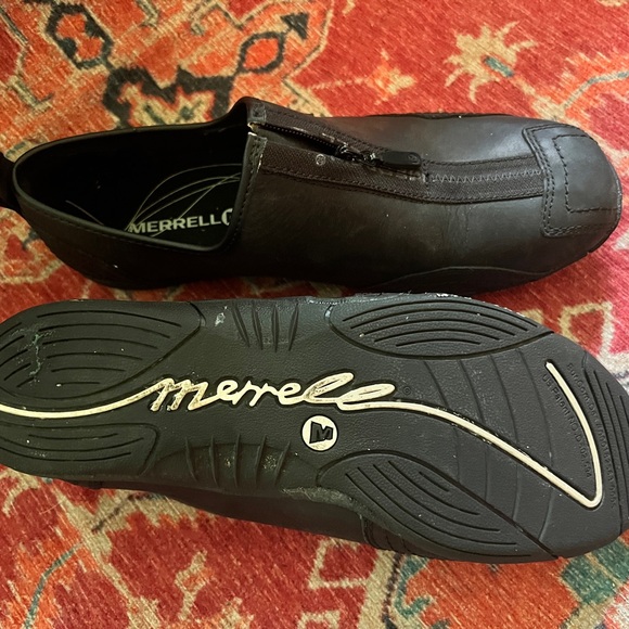 Merrill Barrado shoe. Women’s size 9 - Picture 3 of 4